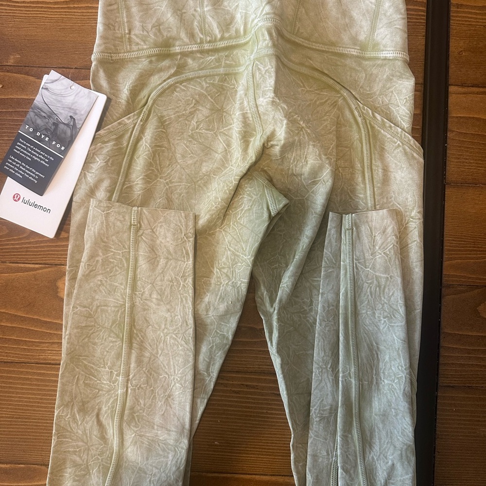NWT LULULEMON Fast and Free Tight 25”